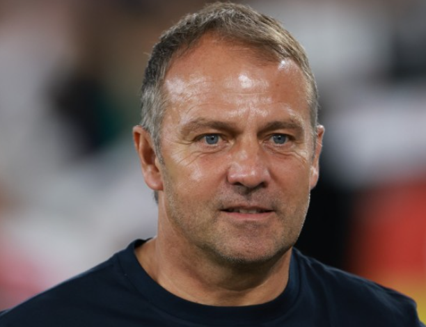 巴萨明日凌晨欧冠迎战切尔西，弗里克对阵英队战绩成焦点