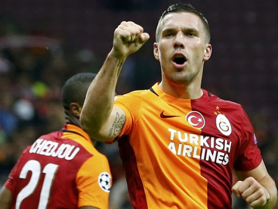 加拉塔萨雷欧冠征途：从低谷到逆袭的传奇篇章