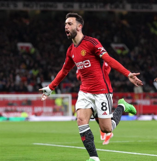 曼联队长B费:今夏若离队,替代者难寻觅